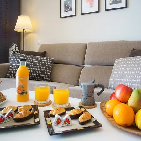 Stunning Views Guaranteed Apartment *