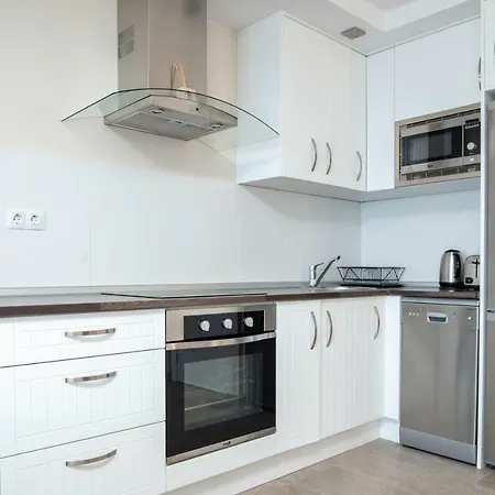 Apartment Stunning Views Guaranteed *
